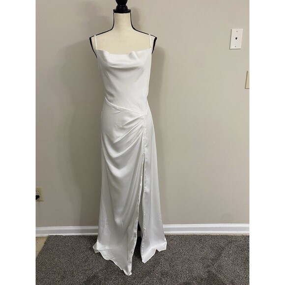 Lulus Here's to Love White Satin Backless Column Maxi Dress NWOT Size S Small - Picture 10 of 12